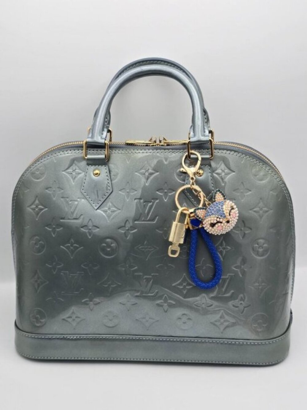 Louis Vuitton Gold Lock 🔑 Authentic LV Padlock + Unbranded Fox Head Bag Charm - Picture 3 of 8